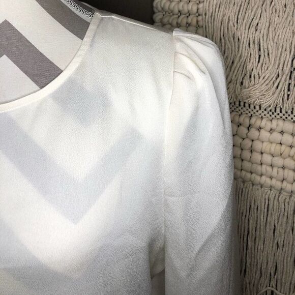 Vince Camuto Pearl Ivory Long Sleeve Blouse - Picture 4 of 8